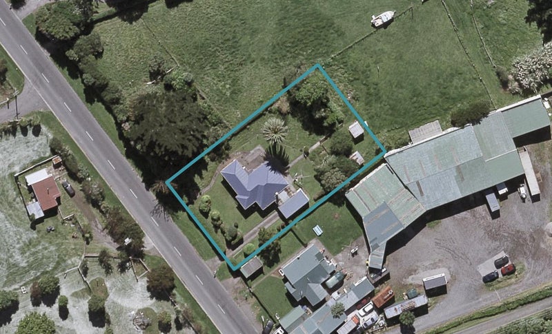 65 Colson Road, Waiwhakaiho, New Plymouth - Carousel 1