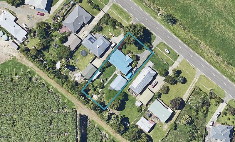 300 Paroa Road, Poroporo, Whakatane - Carousel 1