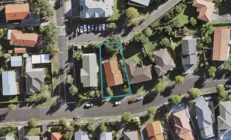 23 Trevola Street, New Windsor, Auckland - Carousel 1