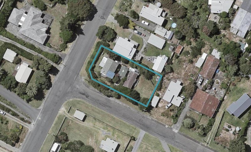 2 Rata Street, Otaki Beach, Otaki - Carousel 1