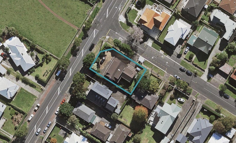 171 Campbell Road, One Tree Hill, Auckland - Carousel 1