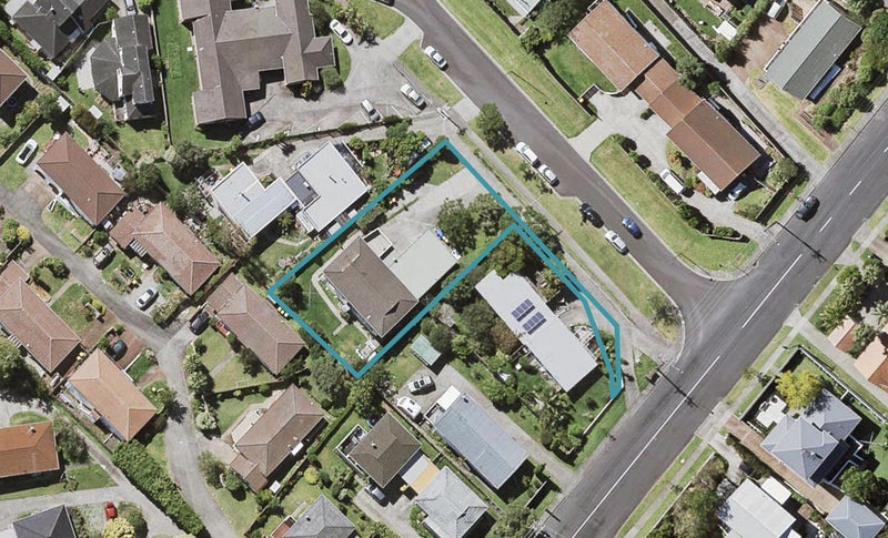 2/22B Sunnynook Road, Sunnynook, Auckland - Carousel 1