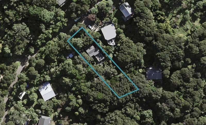 81 Fairview Crescent, Omiha, Waiheke Island - Carousel 1