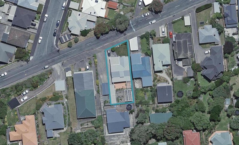 21 Liffey Street, Island Bay, Wellington - Carousel 1