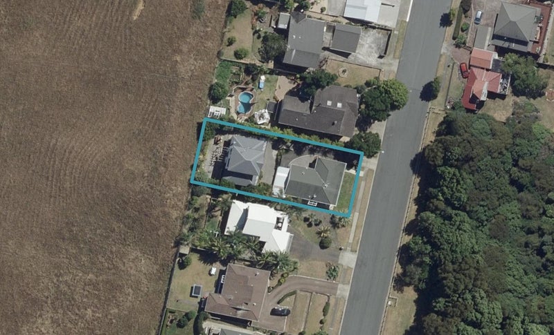 32 Melva Street, Dinsdale, Hamilton - Carousel 1