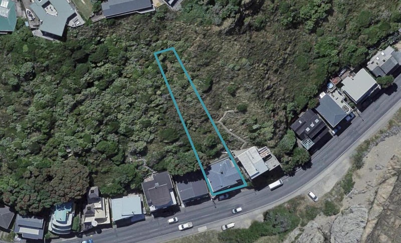 156 The Esplanade, Island Bay, Wellington - Carousel 1