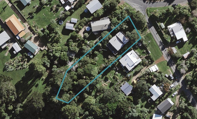 22 Eden Terrace, Onetangi, Waiheke Island - Carousel 1