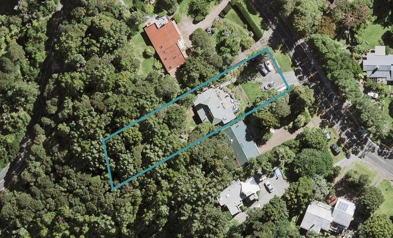 124 Scenic Drive, Titirangi, Auckland - Carousel 1