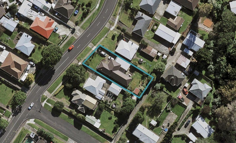 39 Pembroke Street, Papatoetoe, Auckland - Carousel 1