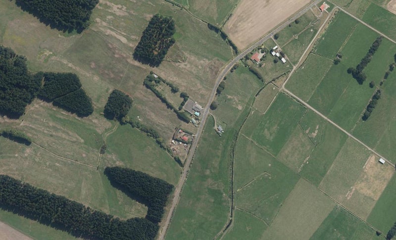 1108 Parewanui Road, Bulls - Carousel 1