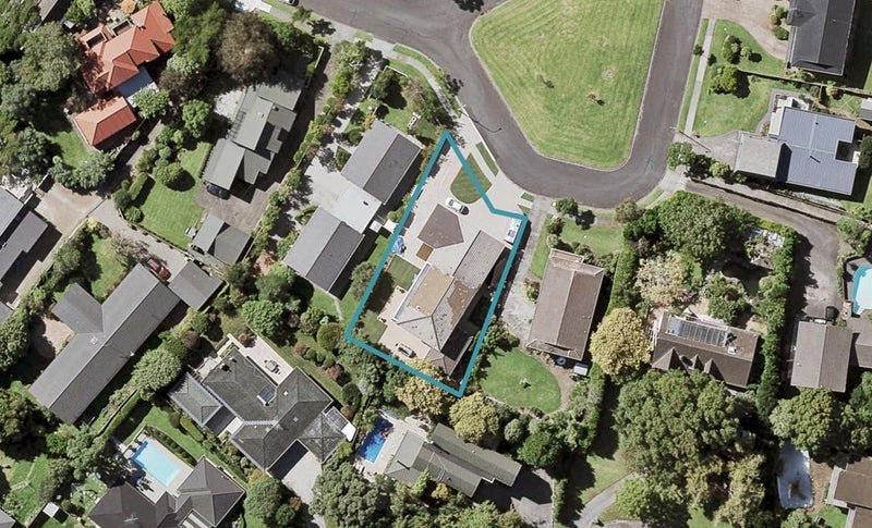 13 Beaconview Rise, Farm Cove, Auckland - Carousel 1