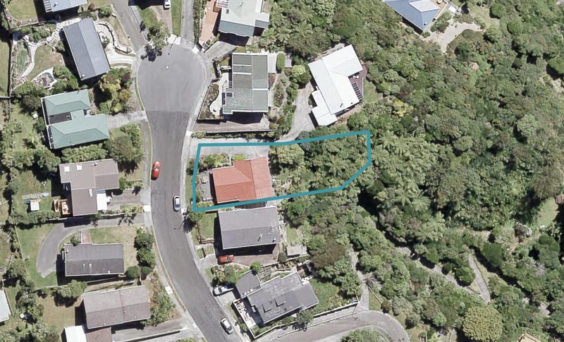 21 Wisteria Grove, Maungaraki, Lower Hutt - Carousel 1
