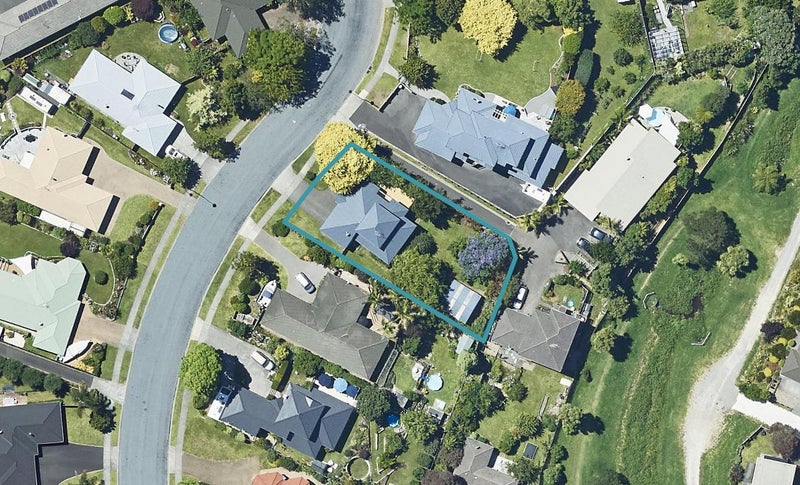 59 St Andrews Drive, Bethlehem, Tauranga - Carousel 1