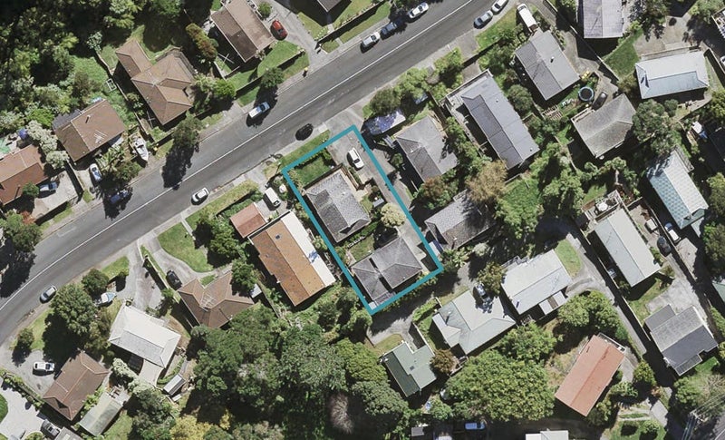 1/111 Spinella Drive, Bayview, Auckland - Carousel 1