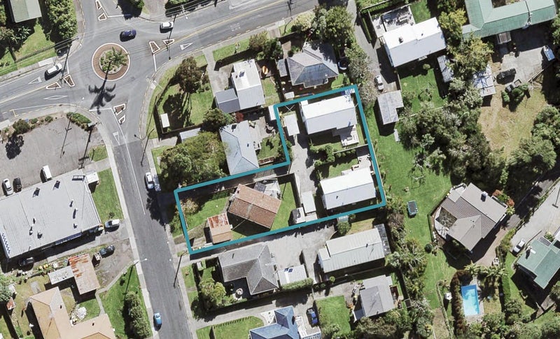 1/69 Lancaster Road, Beach Haven, Auckland - Carousel 1