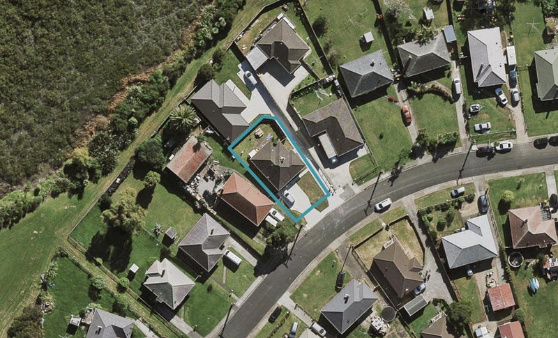 13 Billington Avenue, Otara, Auckland - Carousel 1