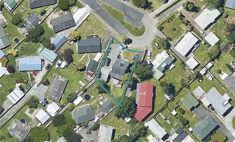 15 Milton Grove, Owhata, Rotorua - Carousel 1