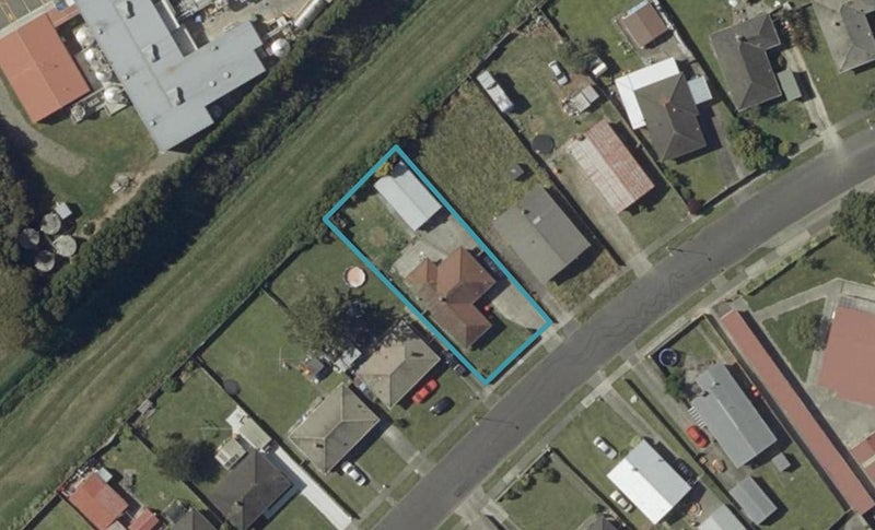 15 Brighton Crescent, Highbury, Palmerston North - Carousel 1