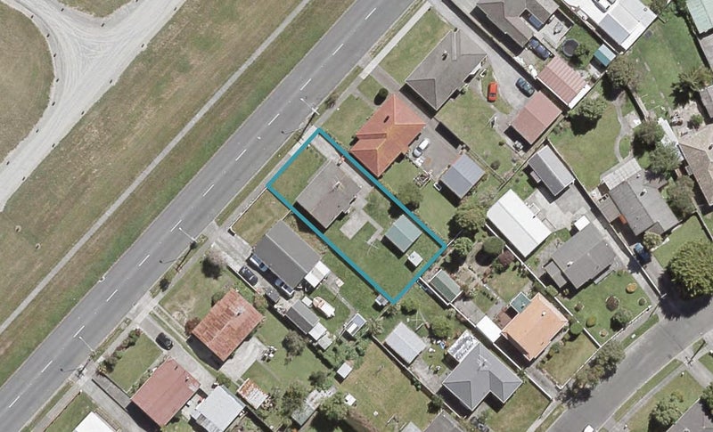 1188 Taita Drive, Taita, Lower Hutt - Carousel 1
