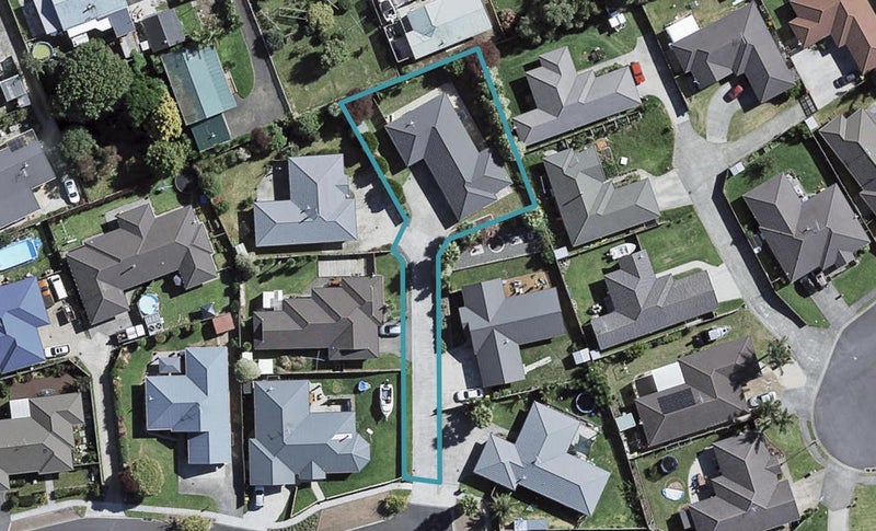 17 Ernest Shackleton Place, Waiuku, Waiuku - Carousel 1