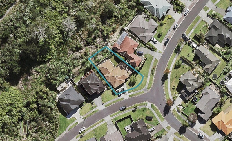 64 Bluebird Crescent, Unsworth Heights, Auckland - Carousel 1