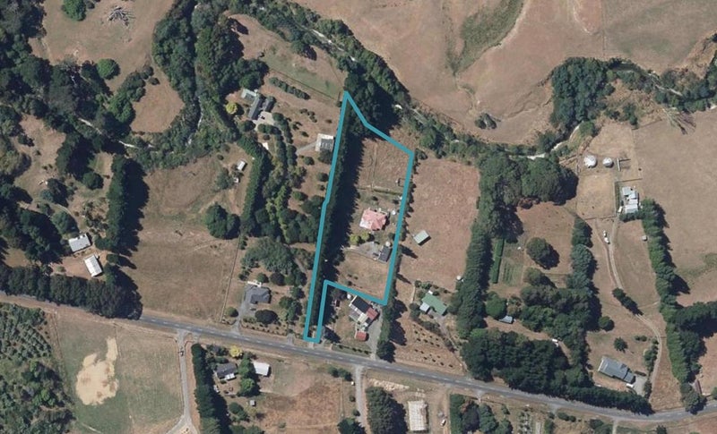 182 Mikimiki Road, Masterton - Carousel 1