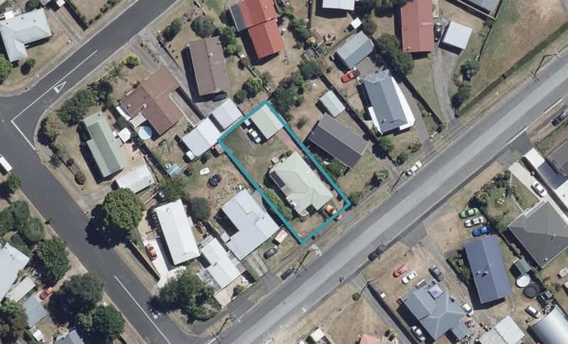 91 Peacockes Road, Fitzroy, Hamilton - Carousel 1