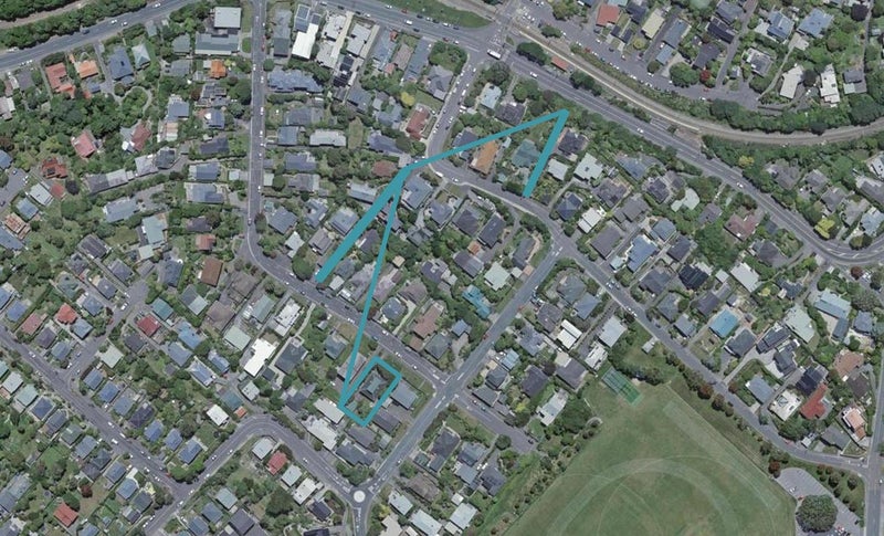 44 Ngatoto Street, Ngaio, Wellington - Carousel 1
