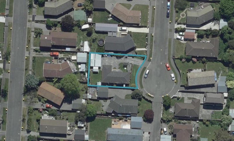 10 Monteath Place, Redwood, Christchurch - Carousel 1