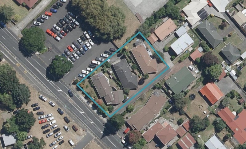 64 Garnett Avenue, Forest Lake, Hamilton - Carousel 1