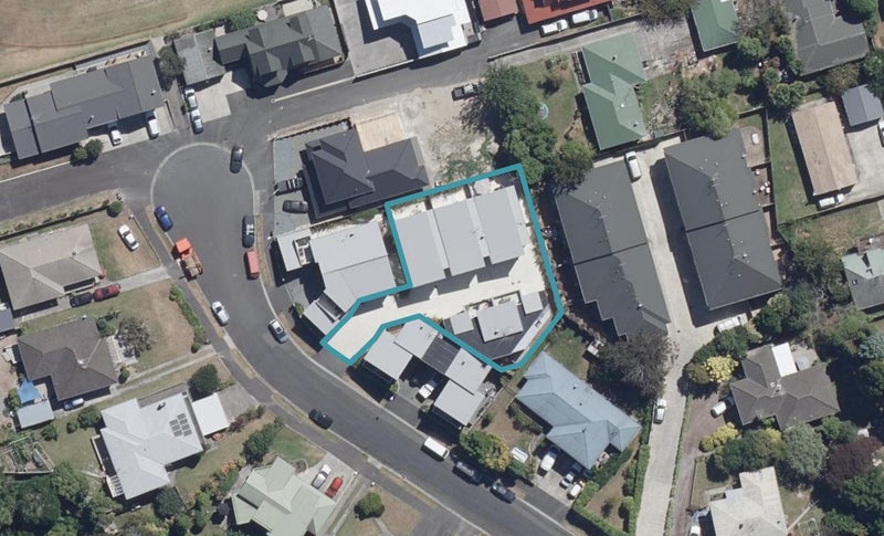 18D Kelvin Place, Hamilton East, Hamilton - Carousel 1