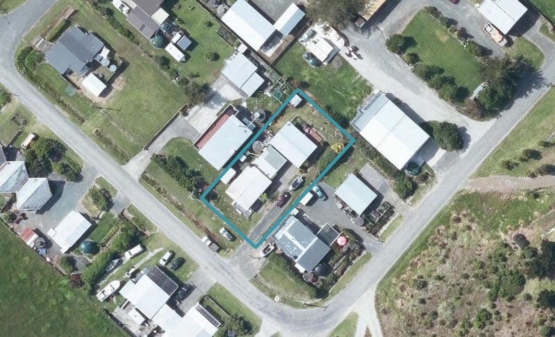 17 Weld Street, Mahia, Māhia - Carousel 1