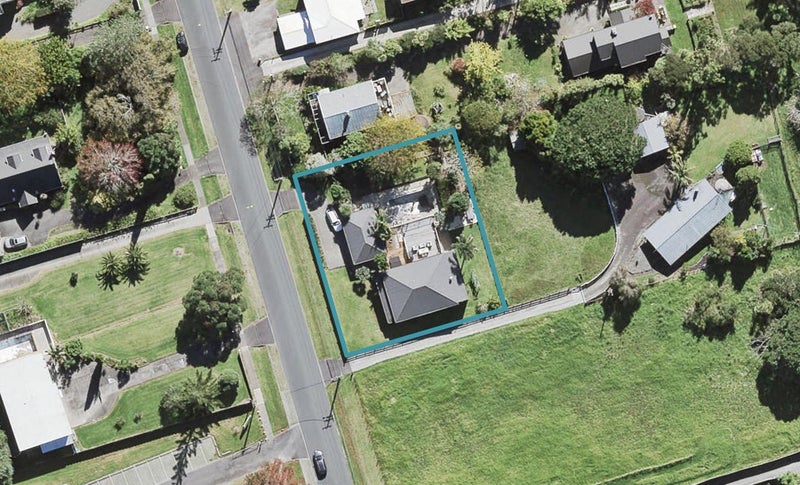 31 Roland Road, Greenhithe, Auckland - Carousel 1