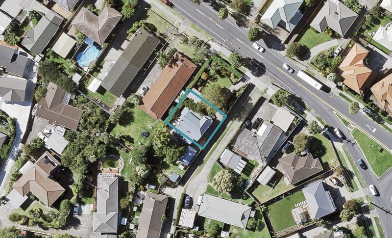 203B Bucklands Beach Road, Bucklands Beach, Auckland - Carousel 1