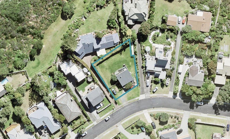 88 Pacific Parade, Army Bay, Whangaparaoa - Carousel 1