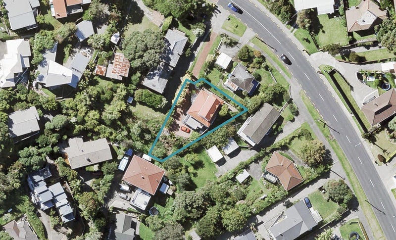 544A Beach Road, Murrays Bay, Auckland - Carousel 1