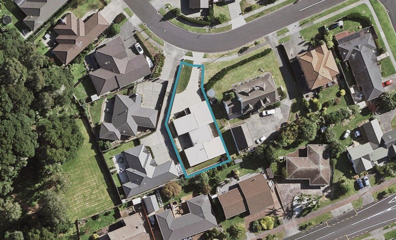10 Ysabel Crescent, The Gardens, Auckland - Carousel 1