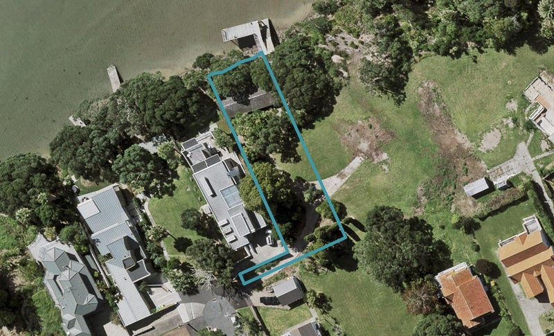 92 Stanley Point Road, Stanley Point, Auckland - Carousel 1