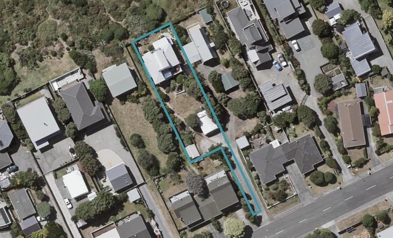 243 Manly Street, Paraparaumu Beach, Paraparaumu - Carousel 1