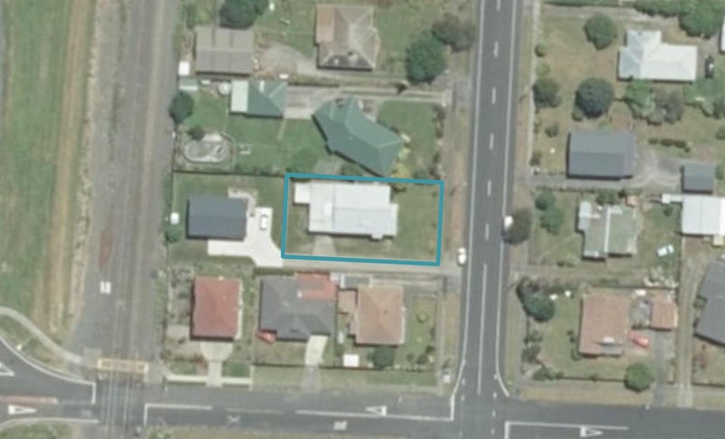 183 Hakanoa Street, Huntly - Carousel 1