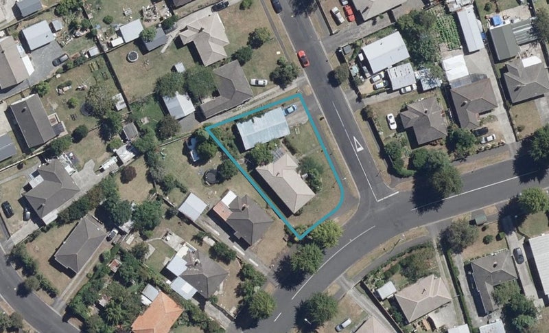 70 Paul Crescent, Fairfield, Hamilton - Carousel 1