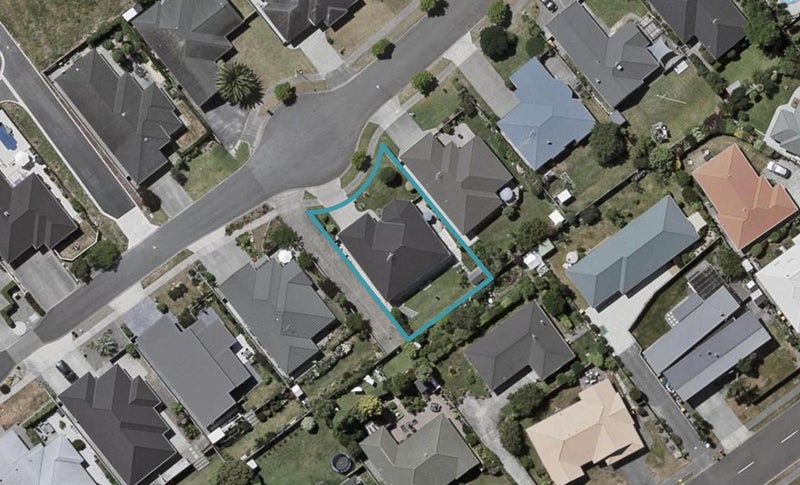 29 San Priamo Place, Paraparaumu Beach, Paraparaumu - Carousel 1