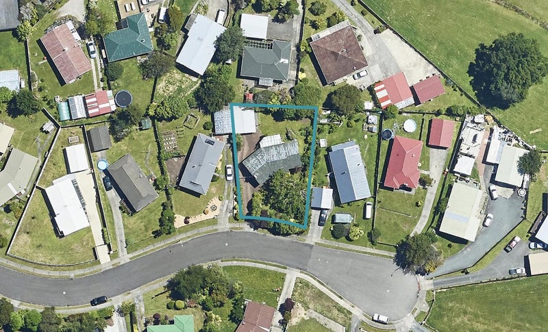 12 Jade Place, Pukehangi, Rotorua - Carousel 1