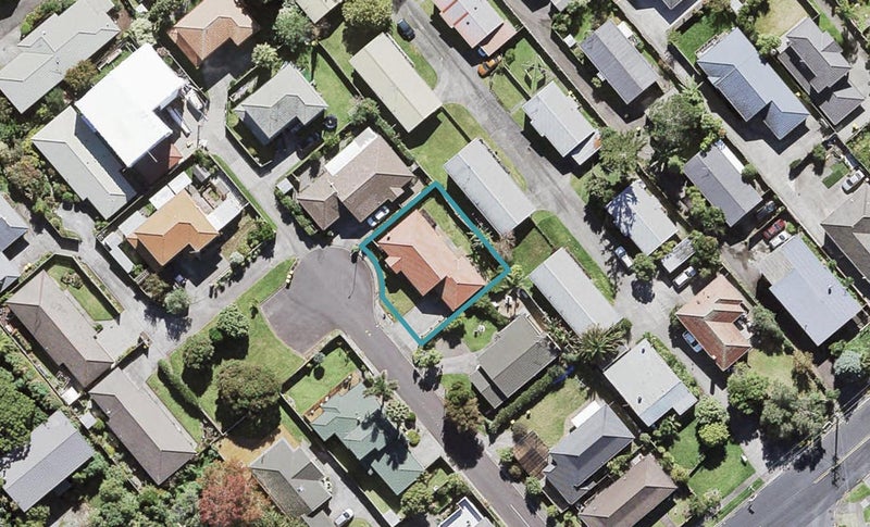 3 Davern Lane, New Lynn, Auckland - Carousel 1