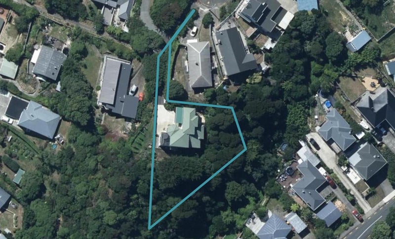 49 Kiriwai Road, Paremata, Porirua - Carousel 1