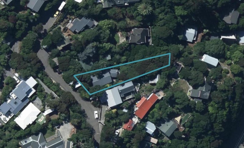 42 Gordon Road, Plimmerton, Porirua - Carousel 1