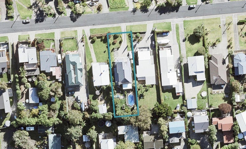 17 Totara Road, Stanmore Bay, Whangaparaoa - Carousel 1