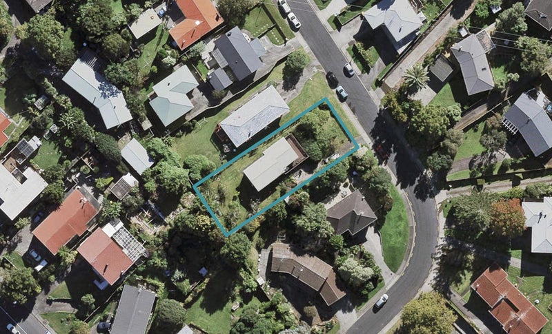 8 Ramillies Place, Glenfield, Auckland - Carousel 1