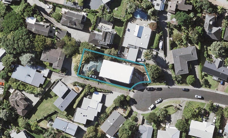 2/15 Garmons Way, Castor Bay, Auckland - Carousel 1