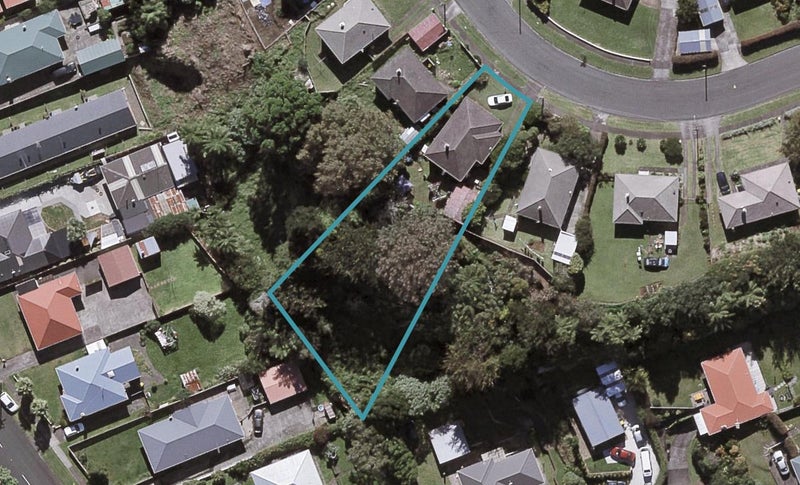 11 Blackmore Street, Lynmouth, New Plymouth - Carousel 1